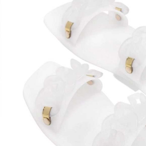 !! NEW !! Jelly Slide Sandals with Chain Detail in Matte White - Picture 3 of 11